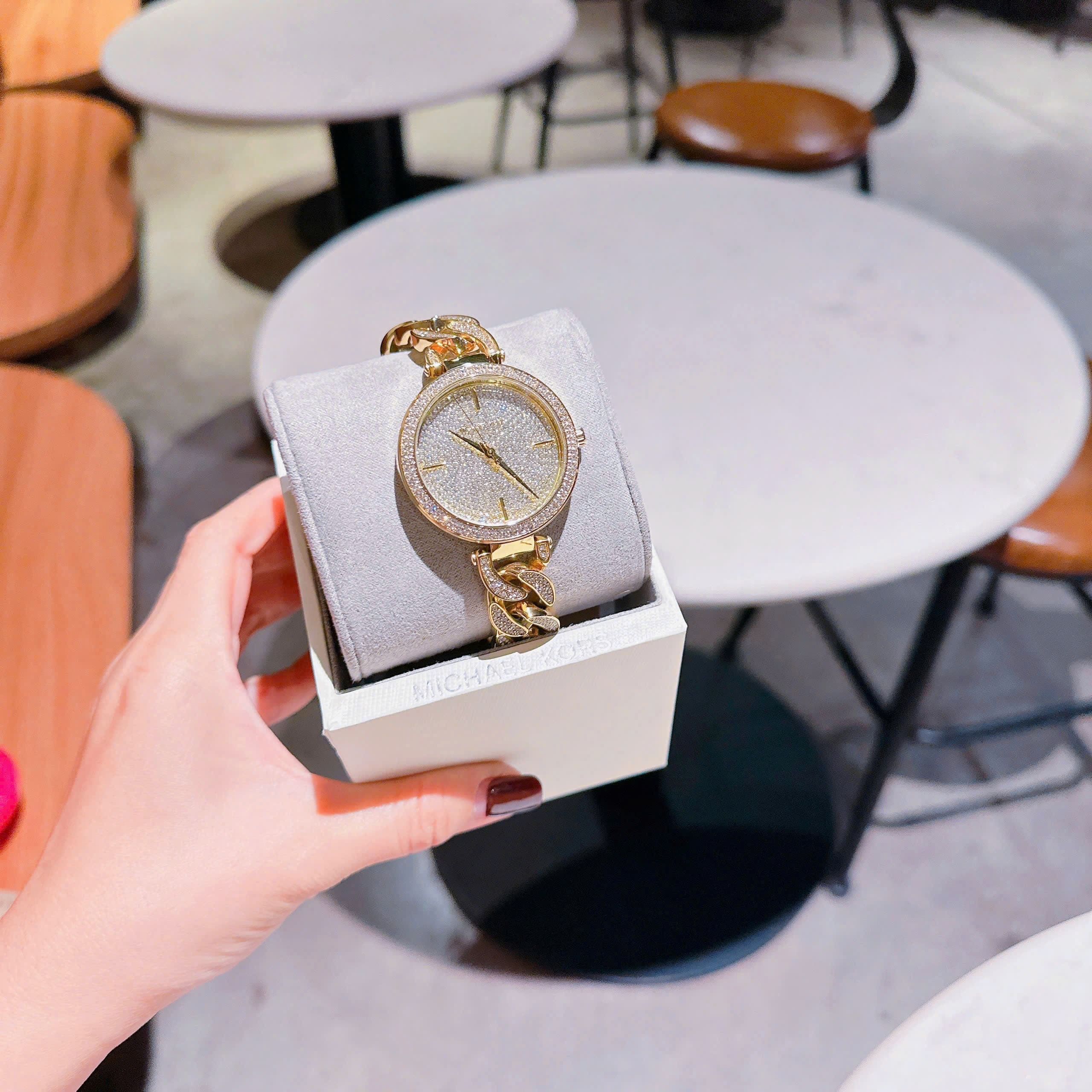 Đồng Hồ Michael Kors Catelyn |Nữ Giới |Mặt Full Đá |Lắc Tay Vàng Gold |Máy Pin (Quartz) |Size 38mm |donghogiatot.vn