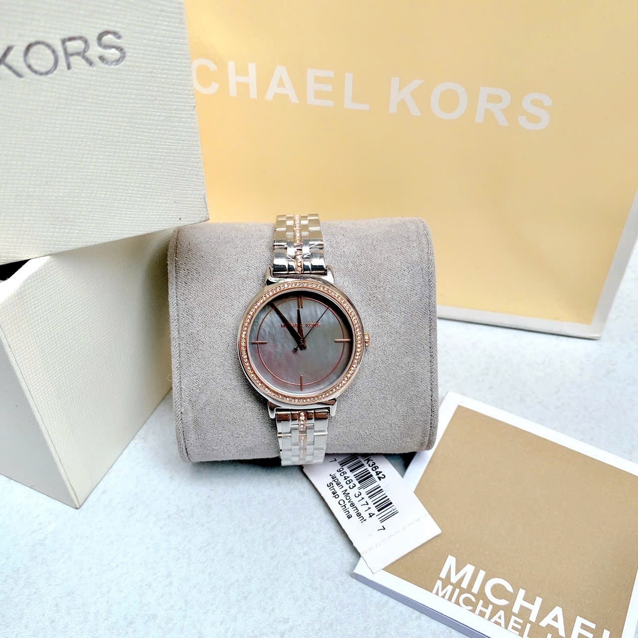 Đồng Hồ Michael Kors Cinthia |Nữ Giới |Mặt Xà Cừ Xanh |Dây Kim Loại Demi Rose |Máy Pin (Quartz) |Size 33mm |donghogiatot.vn
