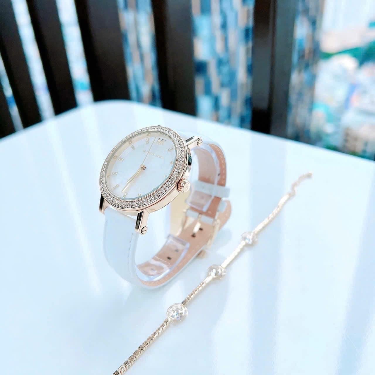 Đồng Hồ Michael Kors Corey |Nữ Giới |Đính Đá |Dây Da Trắng |Máy Pin (Quartz) |Size 36mm |donghogiatot.vn