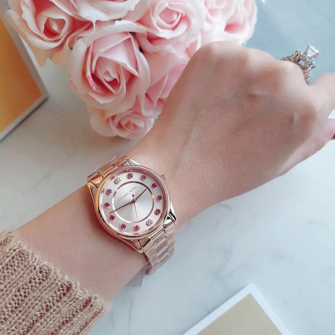Đồng Hồ Michael Kors Dáng Fendi |Nữ Giới |Dây Kim Loại |Rose Gold |Máy Pin (Quartz) |Size 34mm |donghogiatot.vn