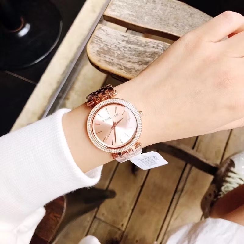 Đồng Hồ Michael Kors Darci |Nữ Giới |Đính Đá Swarovski |Dây Kim Loại Rose Gold |Máy Pin (Quartz) |Size 39mm |Donghogiatot.vn