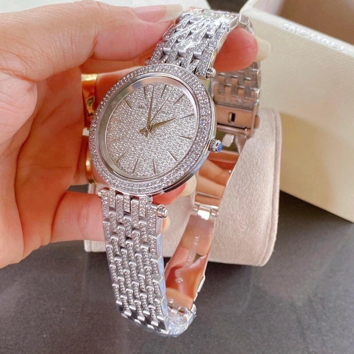 Đồng Hồ Michael Kors Darci |Nữ Giới |Mặt Full Đá |Dây Kim Loại Silver |Máy Pin (Quartz) |Size 38mm |donghogiatot.vn