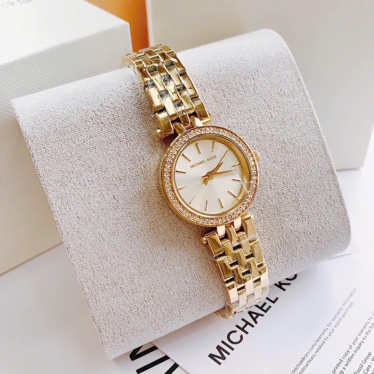 Đồng Hồ Michael Kors Darci Petite |Nữ Giới |Đính Đá |Dây Kim Loại Vàng Gold |Máy Pin (Quartz) |Size 26mm |donghogiatot.vn