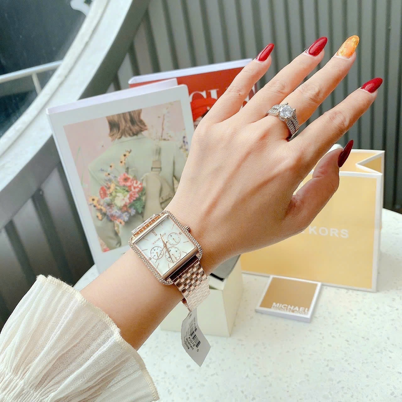 Đồng Hồ Michael Kors Drew |Multifunction |Nữ Giới |Mặt Vuông |Dây Rose Gold |Máy Pin (Quartz) |Size 39mm |donghogiatot.vn