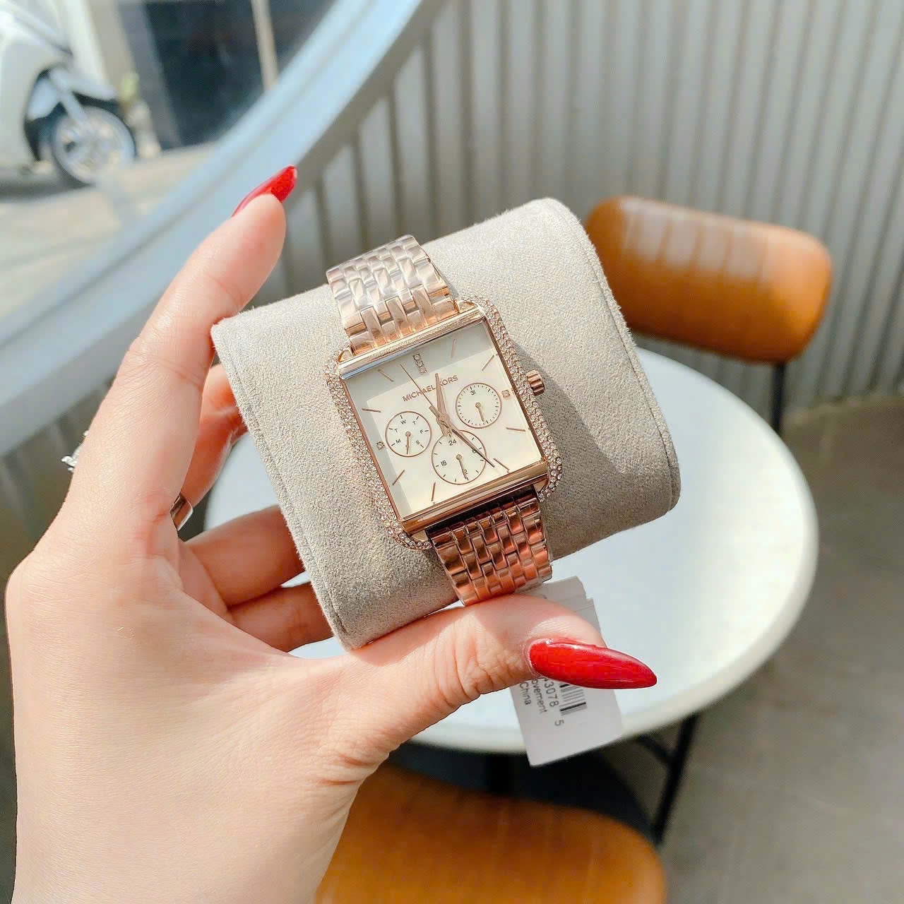 Đồng Hồ Michael Kors Drew |Multifunction |Nữ Giới |Mặt Vuông |Dây Rose Gold |Máy Pin (Quartz) |Size 39mm |donghogiatot.vn