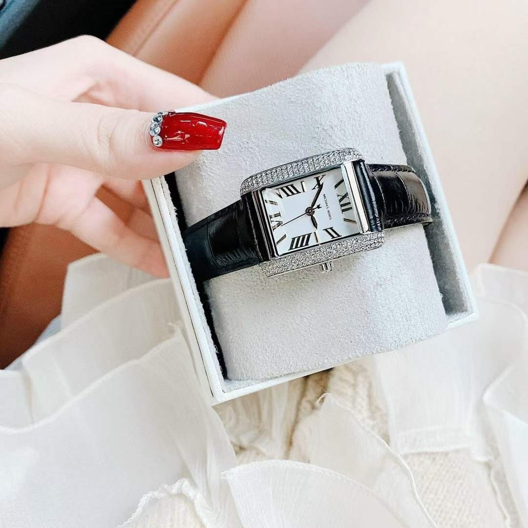 Đồng Hồ Michael Kors Emery |Nữ Giới |Mặt Chữ Nhật |Dây Da Đen |Máy Pin (Quartz) |Size 33mm |donghogiatot.vn