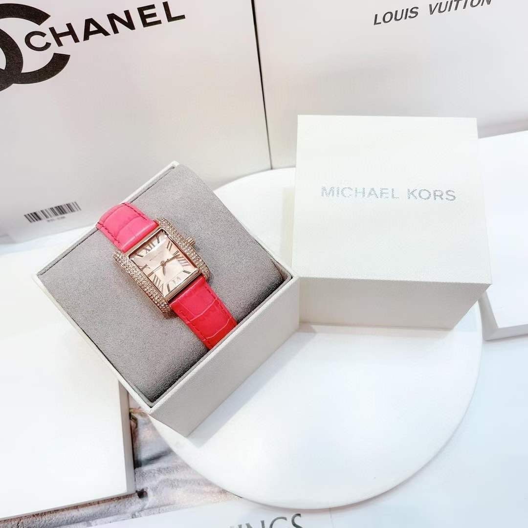 Đồng Hồ Michael Kors Emery |Nữ Giới |Mặt Chữ Nhật |Dây Da Hồng |Máy Pin (Quartz) |Size 33mm |donghogiatot.vn