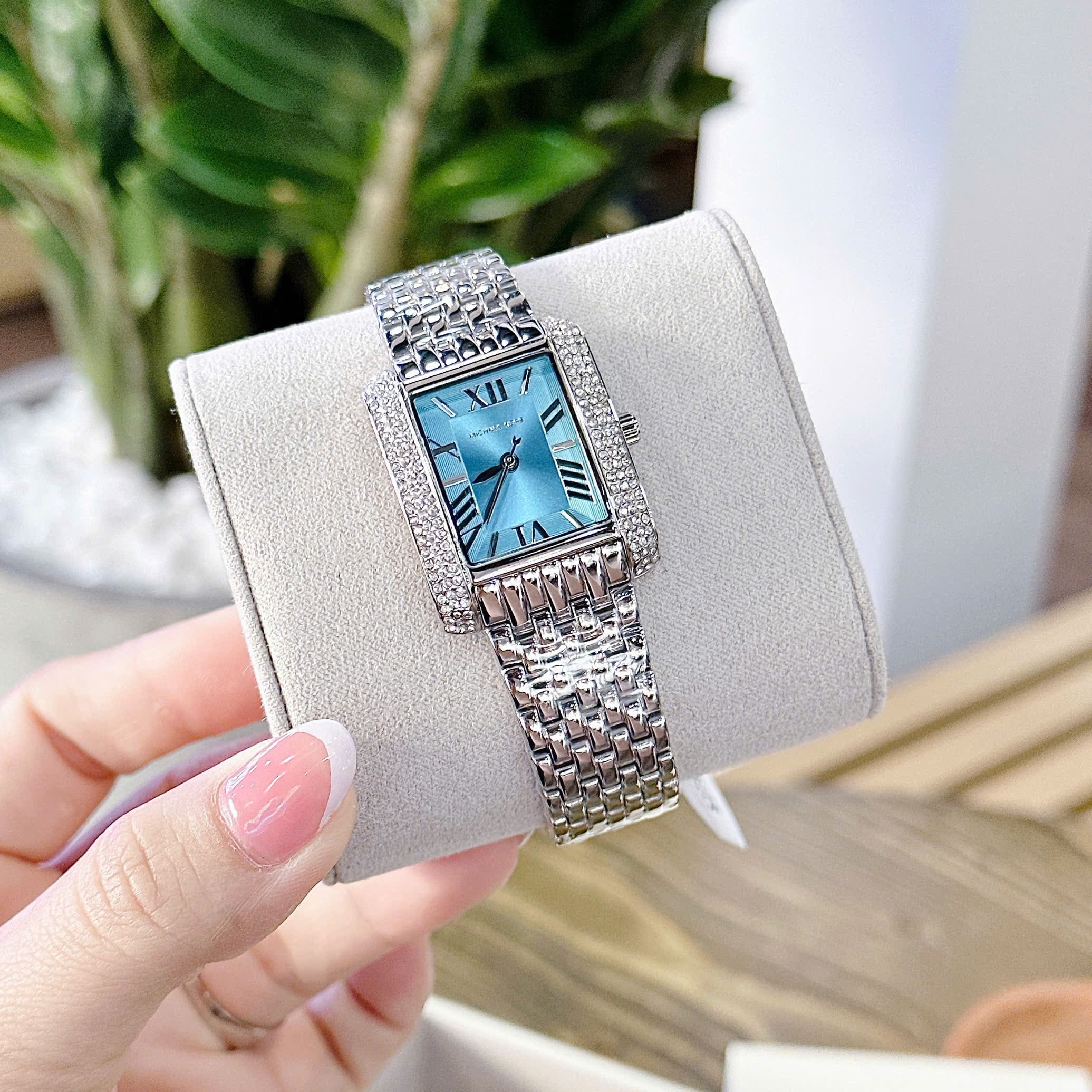 Đồng Hồ Micheal Kors Emery |Nữ Giới |Mặt Chữ Nhật |Xanh Dương |Dây Kim Loại |Máy Pin (Quartz) |Size 33x37mm |donghogiatot.vn