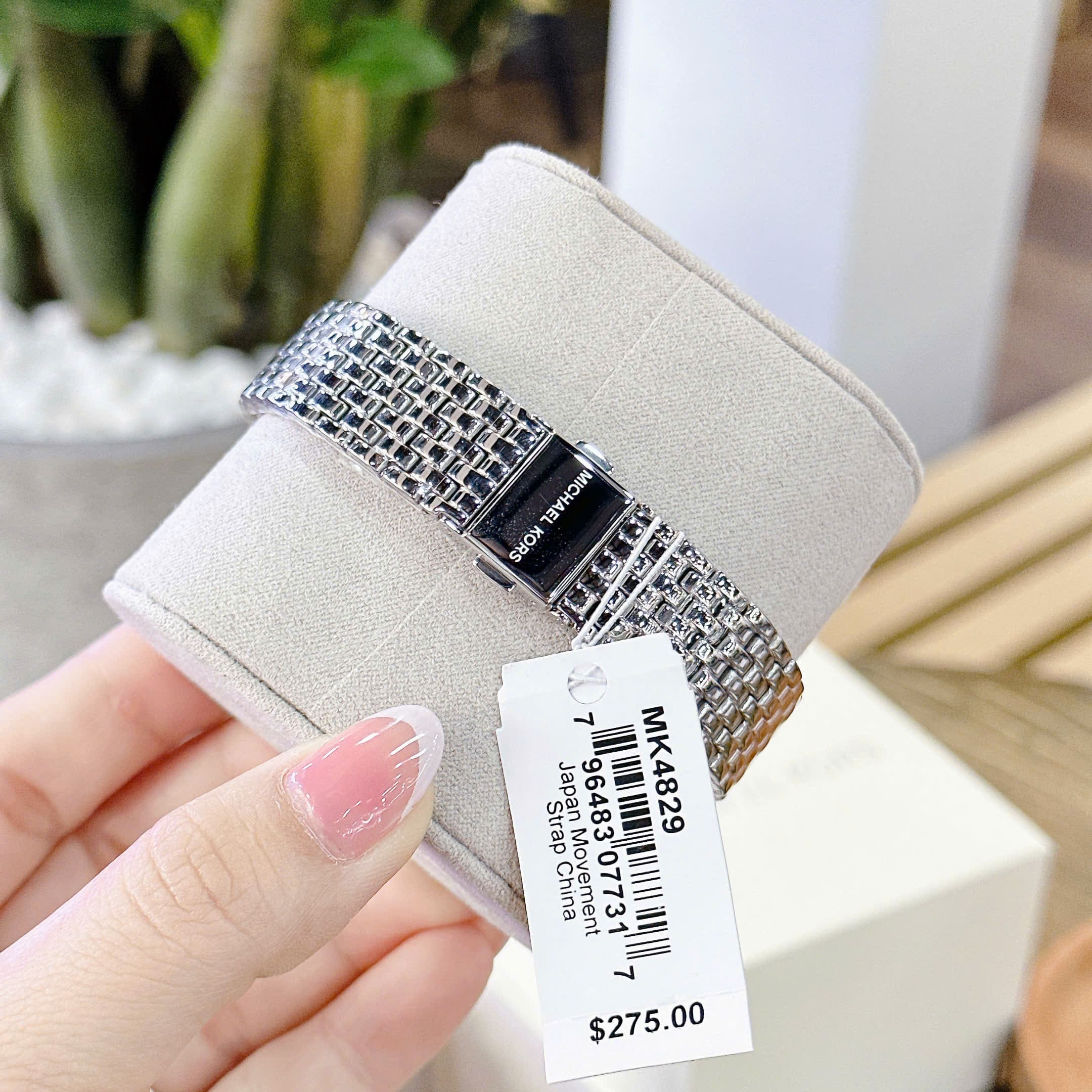 Đồng Hồ Micheal Kors Emery |Nữ Giới |Mặt Chữ Nhật |Xanh Dương |Dây Kim Loại |Máy Pin (Quartz) |Size 33x37mm |donghogiatot.vn