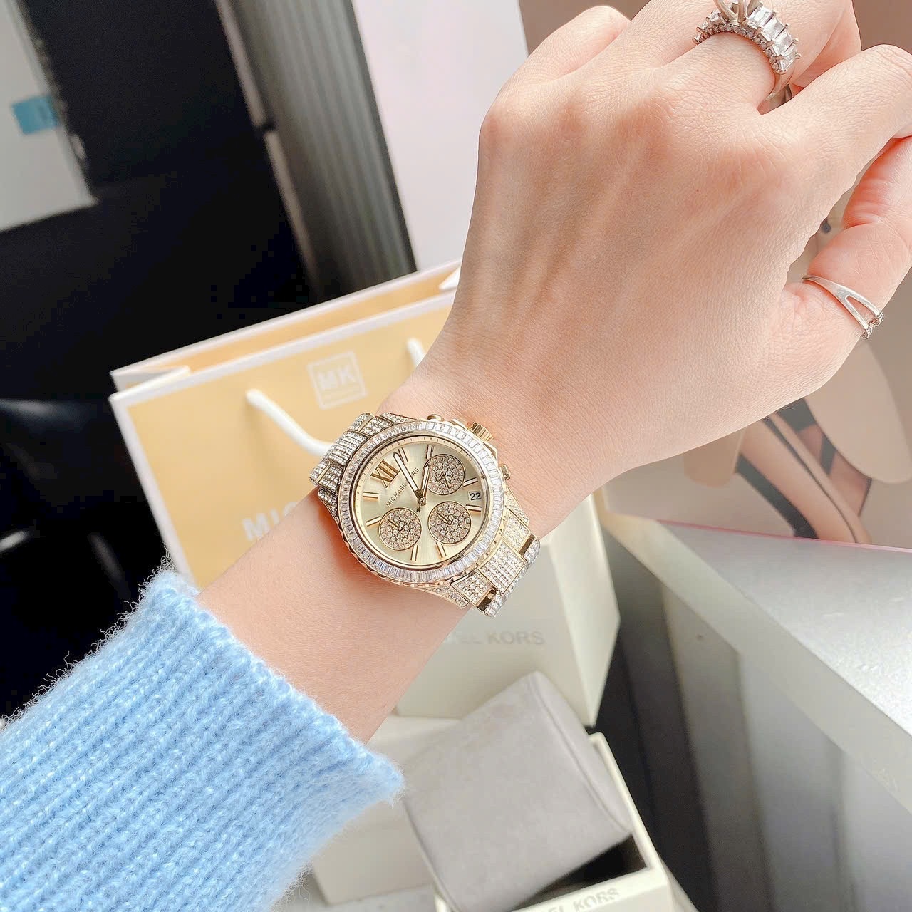 Đồng Hồ Michael Kors Everest Chronograph |Nữ Giới |Vàng Gold |Dây Kim Loại |Máy Pin (Quartz) |Size 36mm |donghogiatot.vn