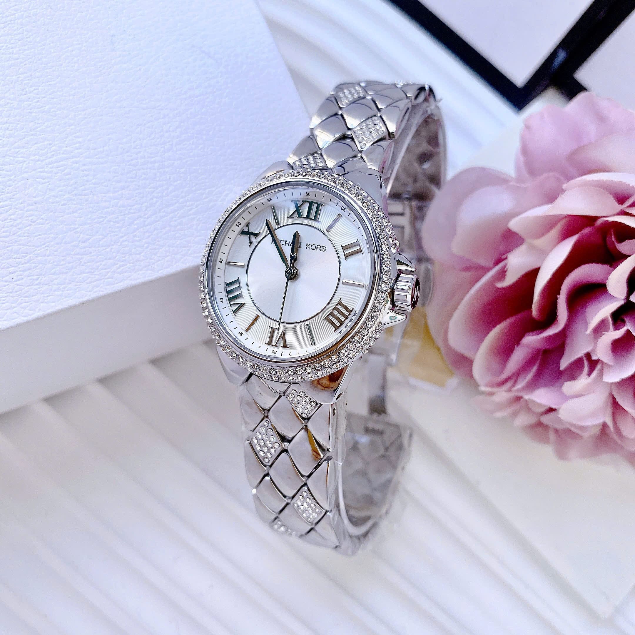 Đồng Hồ Micheal Kors Mini-Camille |Nữ Giới |Mặt Đính Đá |Dây Kim Loại Silver |Máy Pin (Quartz) |Size 33mm |donghogiatot.vn