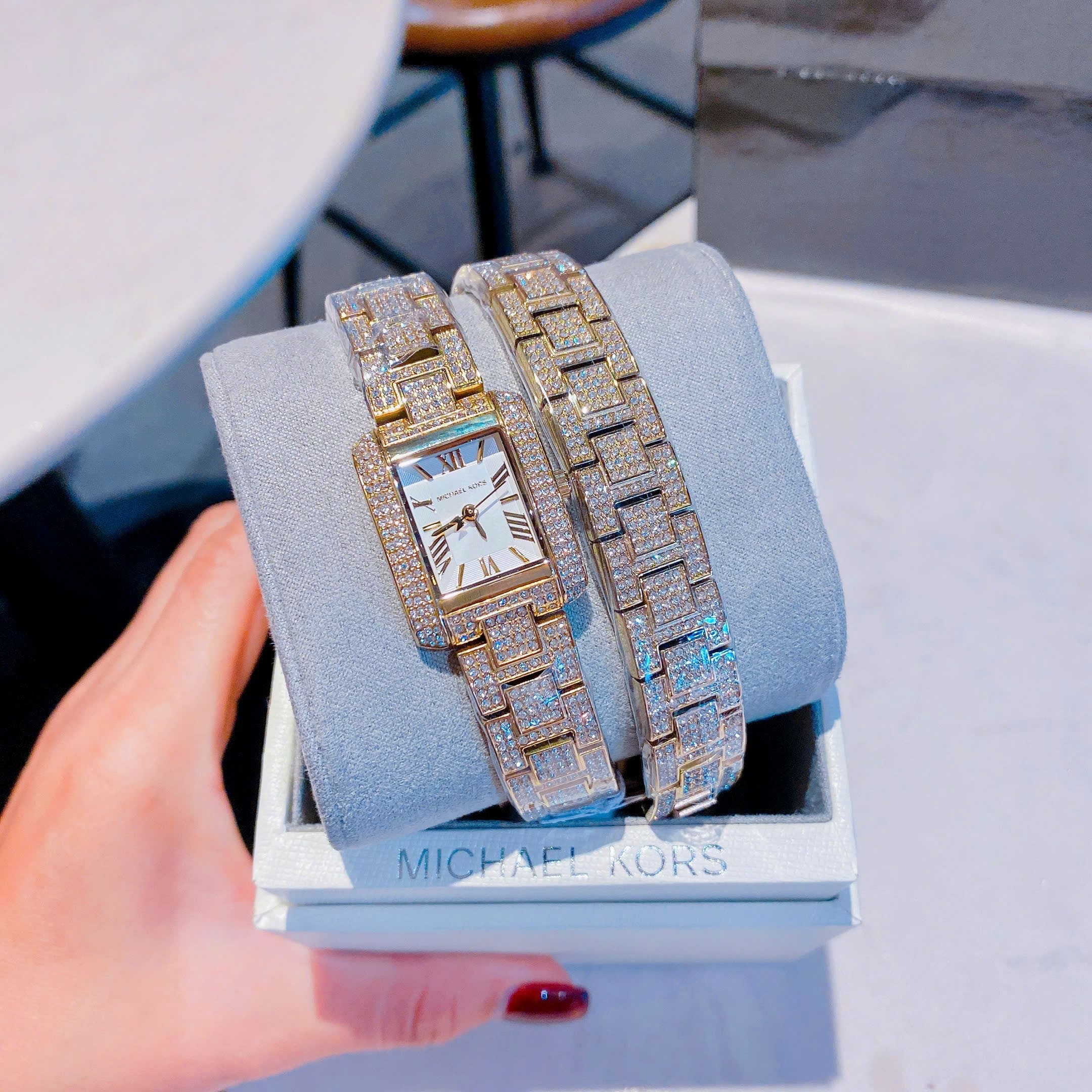 Đồng Hồ Micheal Kors Petite Emery |Nữ Giới |Mặt Chữ Nhật |Vòng Tay Full Đá Rose Gold |Máy Pin (Quartz) |Size 32mm |donghogiatot.vn