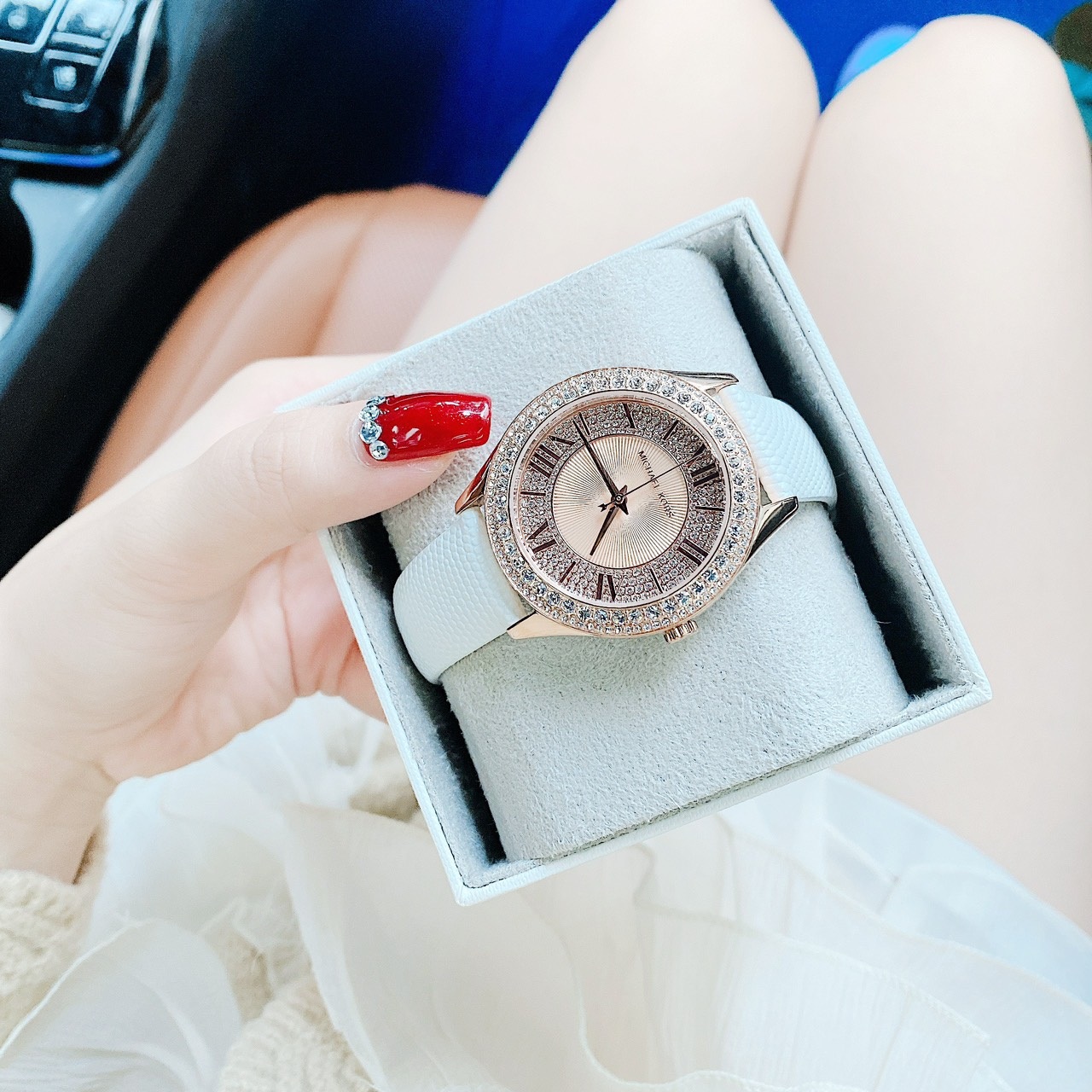 Đồng Hồ Michael Kors Harlowe |Nữ Giới |Đính Đá Rose Gold |Dây Da Trắng |Máy Pin (Quartz) |Size 38mm |donghogiatot.vn