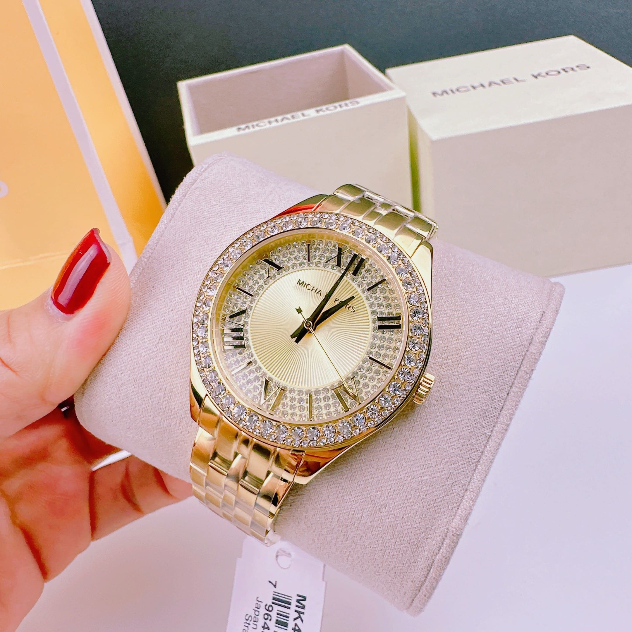 Đồng Hồ Michael Kors Harlowe |Nữ Giới |Vàng Gold |Đính Đá |Dây Kim Loại |Máy Pin (Quartz) |Size 38mm |donghogiatot.vn