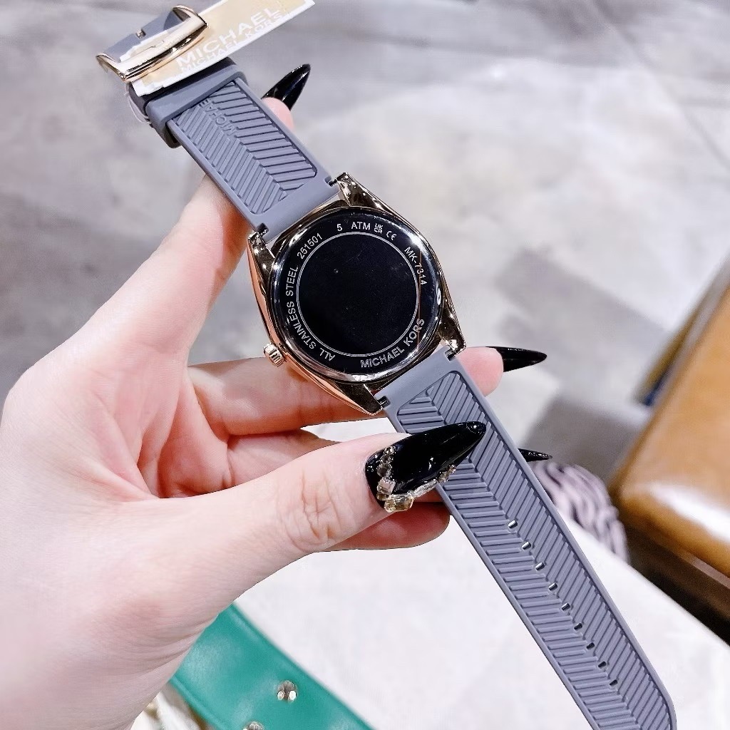 Đồng Hồ Michael Kors Janelle |Nữ Giới |Rose Gold |Dây Silicone Xám |Máy Pin (Quartz) |Size 40mm |donghogiatot.vn