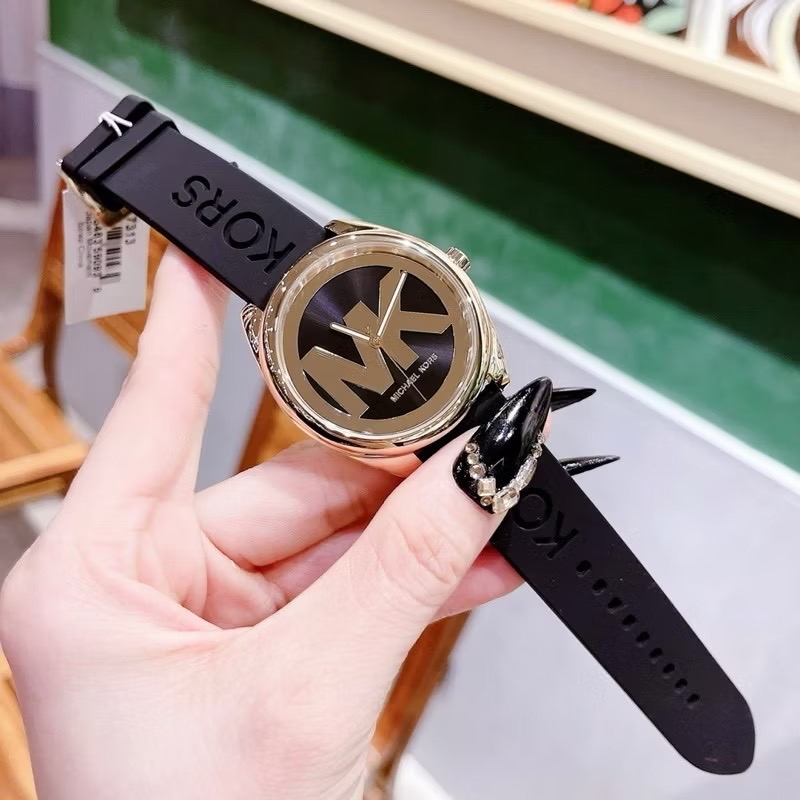 Đồng Hồ Michael Kors Janelle |Nữ Giới |Vàng Gold |Dây Silicone Đen |Máy Pin (Quartz) |Size 40mm |donghogiatot.vn