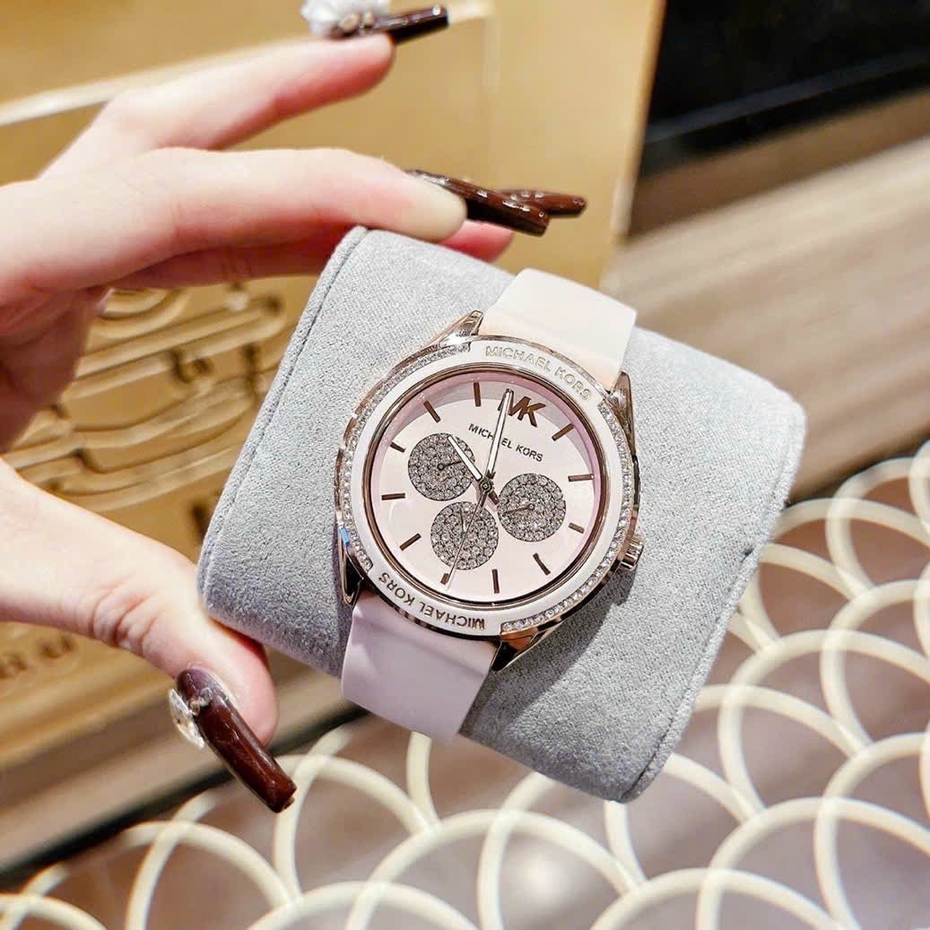 Đồng Hồ Michael Kors Jessa |Unisex |Đính Đá |Dây Cao Su Hồng |Máy Pin (Quartz) |Size 40mm |donghogiatot.vn