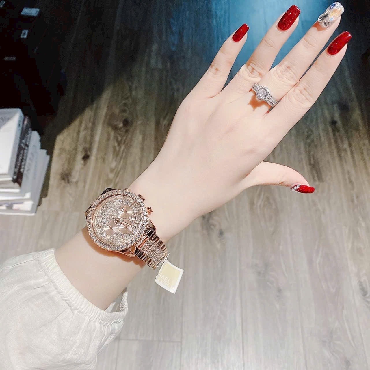 Đồng Hồ Michael Kors Layton |Nữ Giới |Rose Gold |Full Đá |Dây Kim Loại |Máy Pin (Quartz) |Size 42mm |donghogiatot.vn