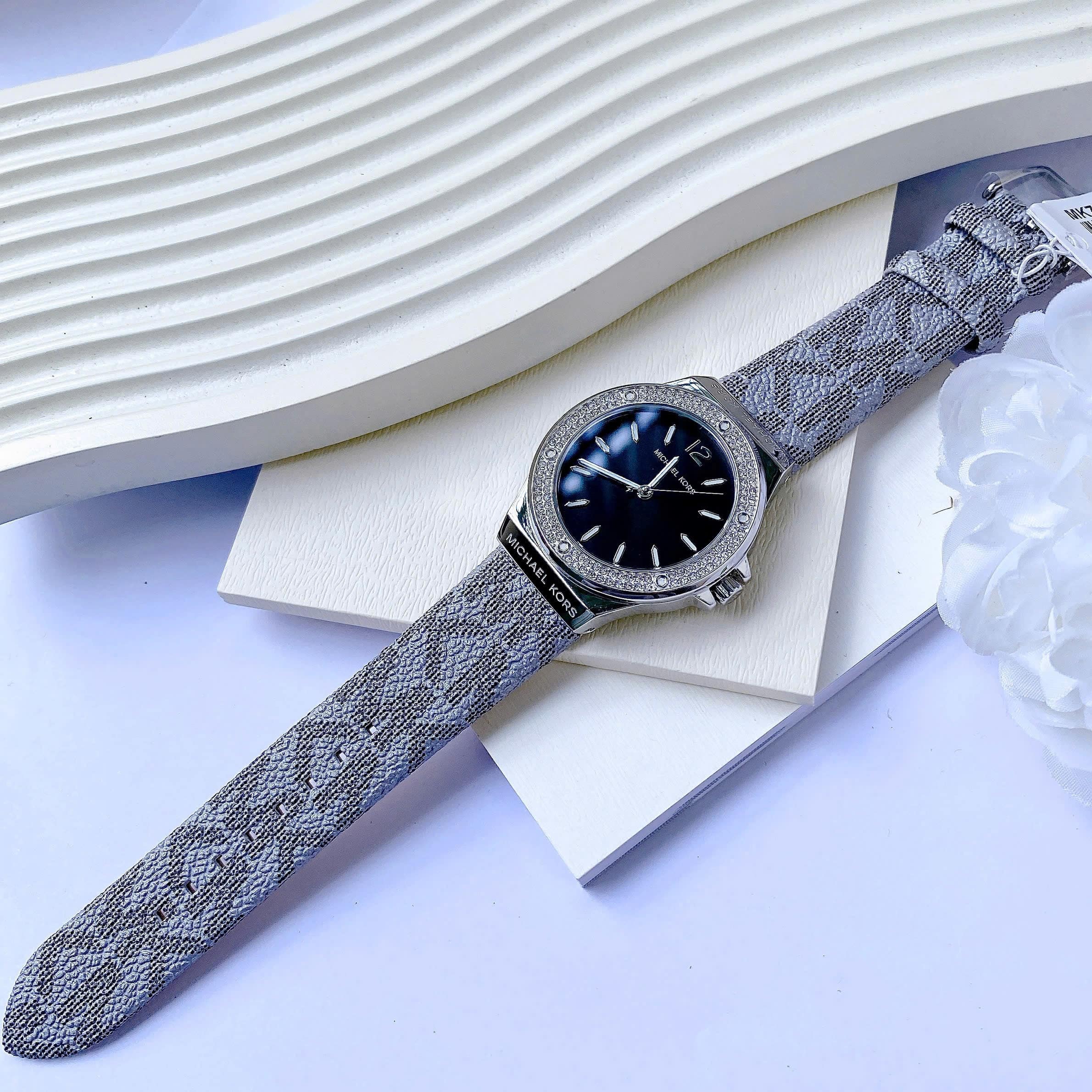 Đồng Hồ Michael Kors Lennox |Nữ Giới |Mặt Đen |Đính Đá |Dây Da In Logo |Máy Pin (Quartz) |Size 37mm |donghogiatot.vn