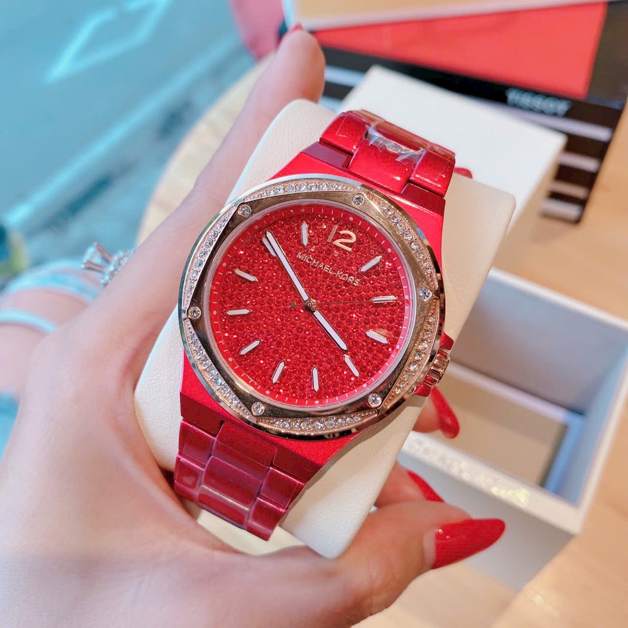 Đồng Hồ Michael Kors Lennox |Unisex |Full Đá |Dây Kim Loại Đỏ |Máy Pin (Quartz) |Size 43mm |donghogiatot.vn