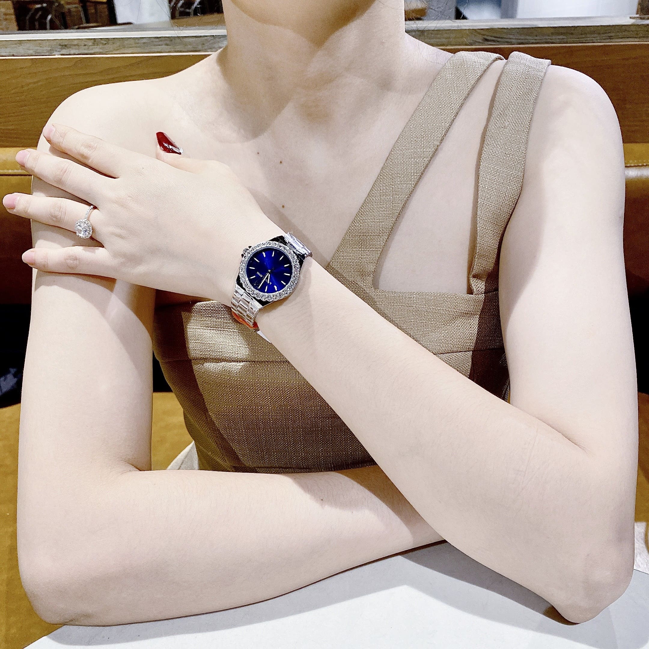 Đồng Hồ Michael Kors Lenox |Nữ Giới |Silver |Mặt Xanh Dương |Dây Kim Loại |Máy Pin (Quartz) |Size 30mm |donghogiatot.vn