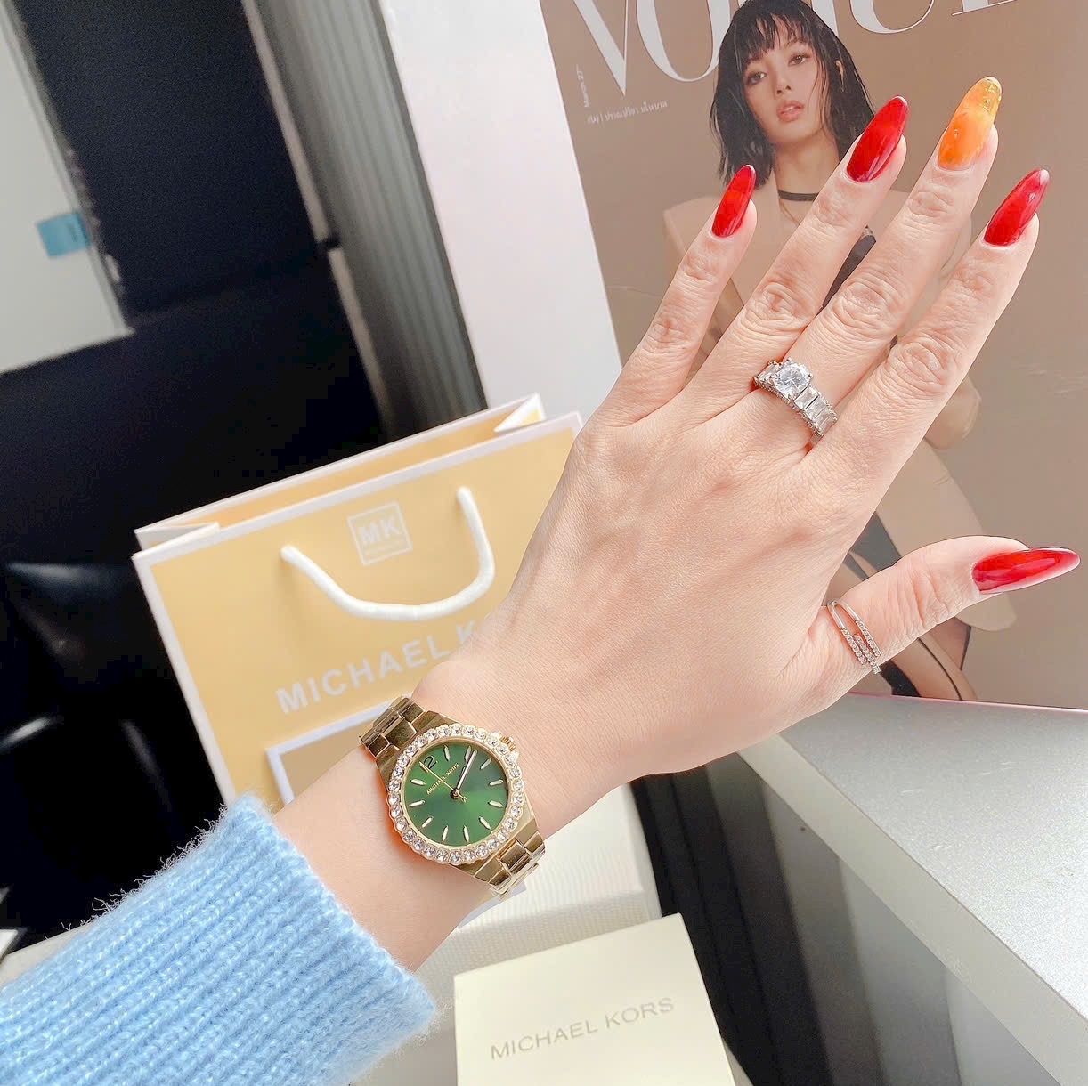 Đồng Hồ Michael Kors Lenox |Nữ Giới |Vàng Gold |Mặt Xanh Lá |Dây Kim Loại |Máy Pin (Quartz) |Size 30mm |donghogiatot.vn