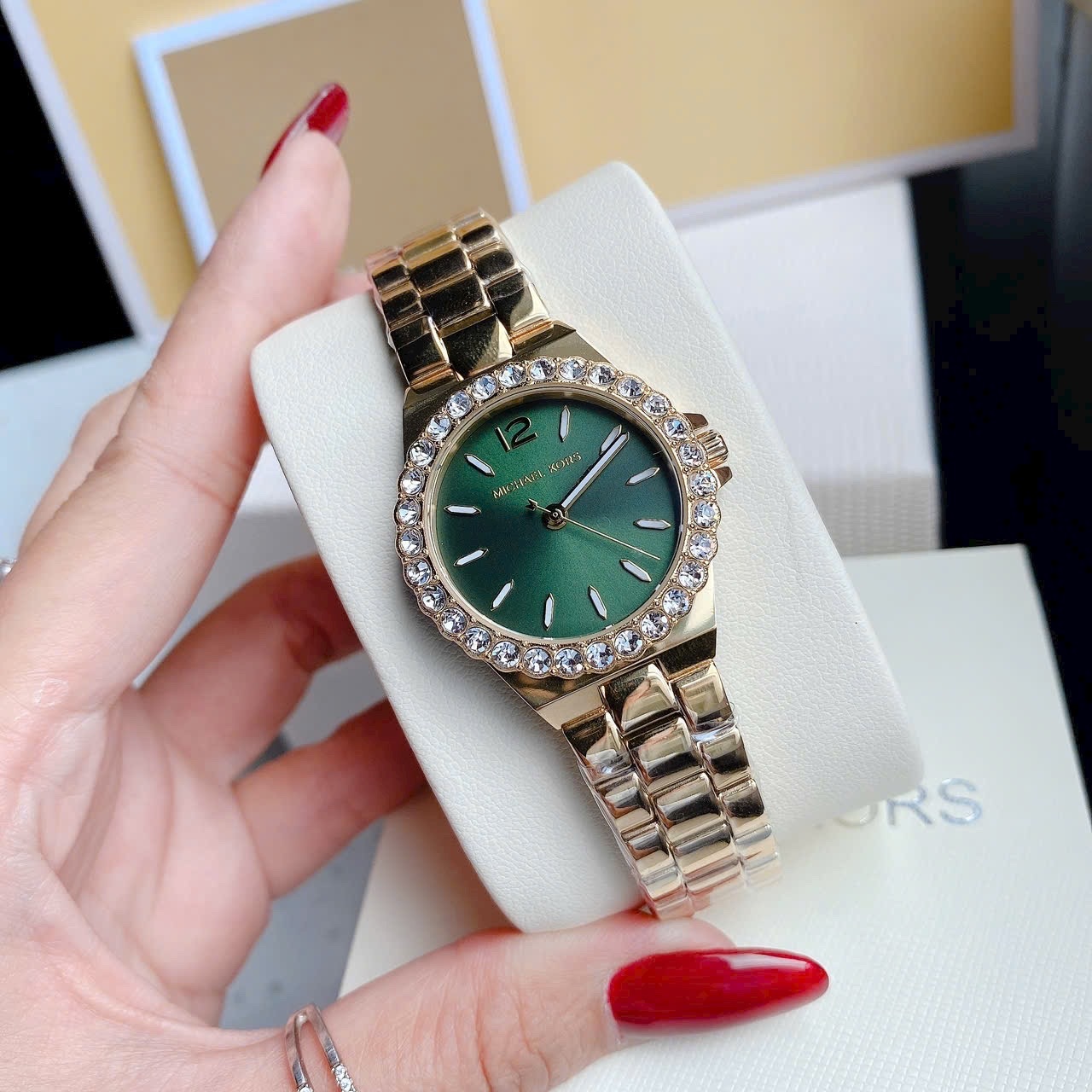 Đồng Hồ Michael Kors Lenox |Nữ Giới |Vàng Gold |Mặt Xanh Lá |Dây Kim Loại |Máy Pin (Quartz) |Size 30mm |donghogiatot.vn