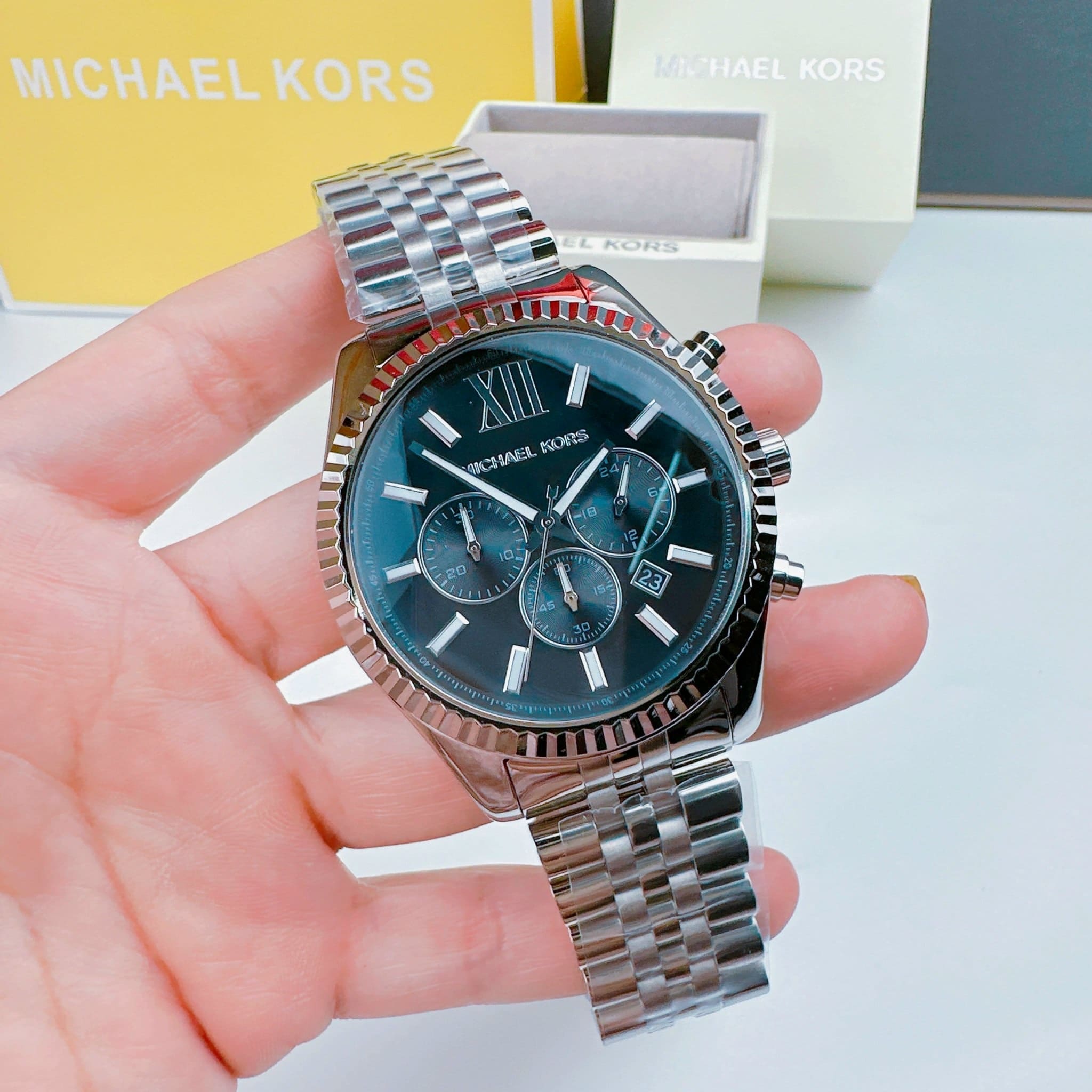 Đồng Hồ Michael Kors Lexington |Nam Giới |Mặt Đen |Dây Kim Loại Silver |Máy Pin (Quartz) |Size 45mm |donghogiatot.vn