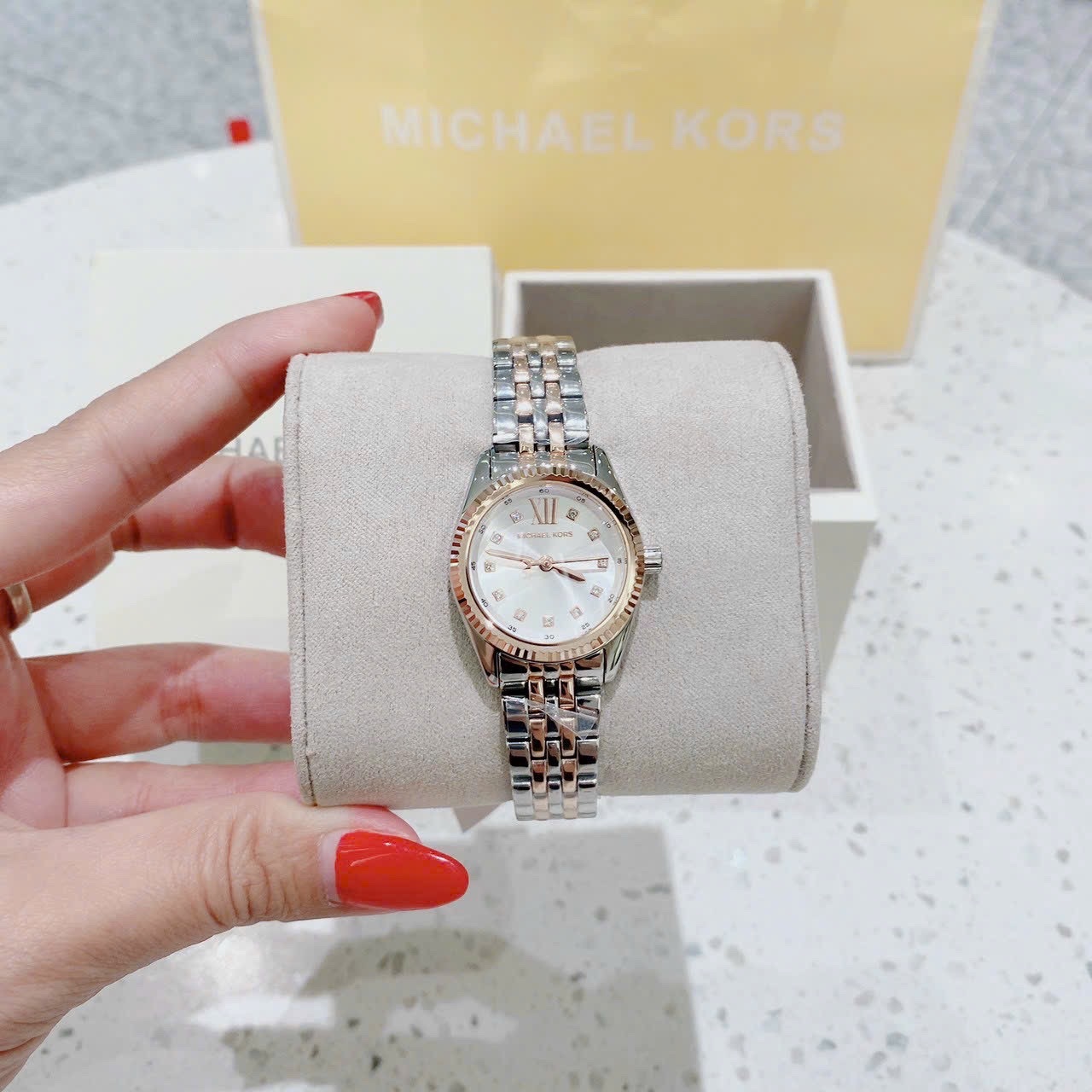 Đồng Hồ Michael Kors Lexington |Nữ Giới |Demi Rose Gold |Dây Kim Loại |Máy Pin (Quartz) |Size 26mm |donghogiatot.vn