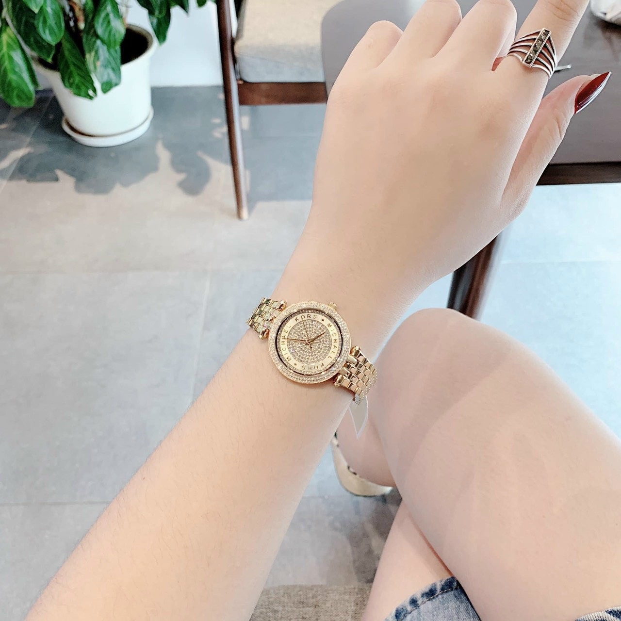 Đồng Hồ Michael Kors Mini Darci |Nữ Giới |Vàng Gold |Dây Kim Loại |Máy Pin (Quartz) |Size 33mm |donghogiatot.vn