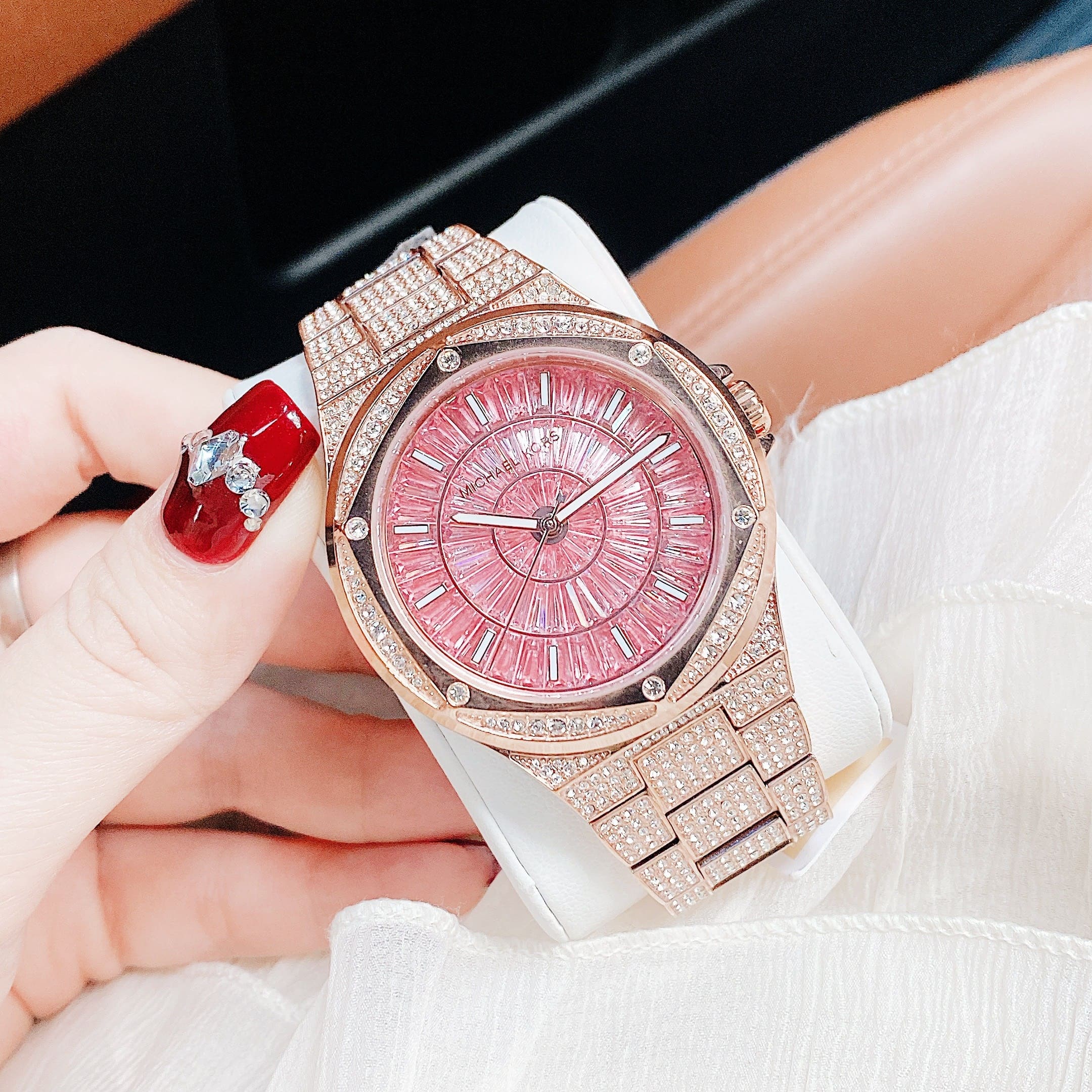Đồng Hồ Michael Kors Oversided Lennox |Nữ Giới |Rose Gold |Dây Kim Loại |Máy Pin (Quartz) |Size 41mm |donghogiatot.vn
