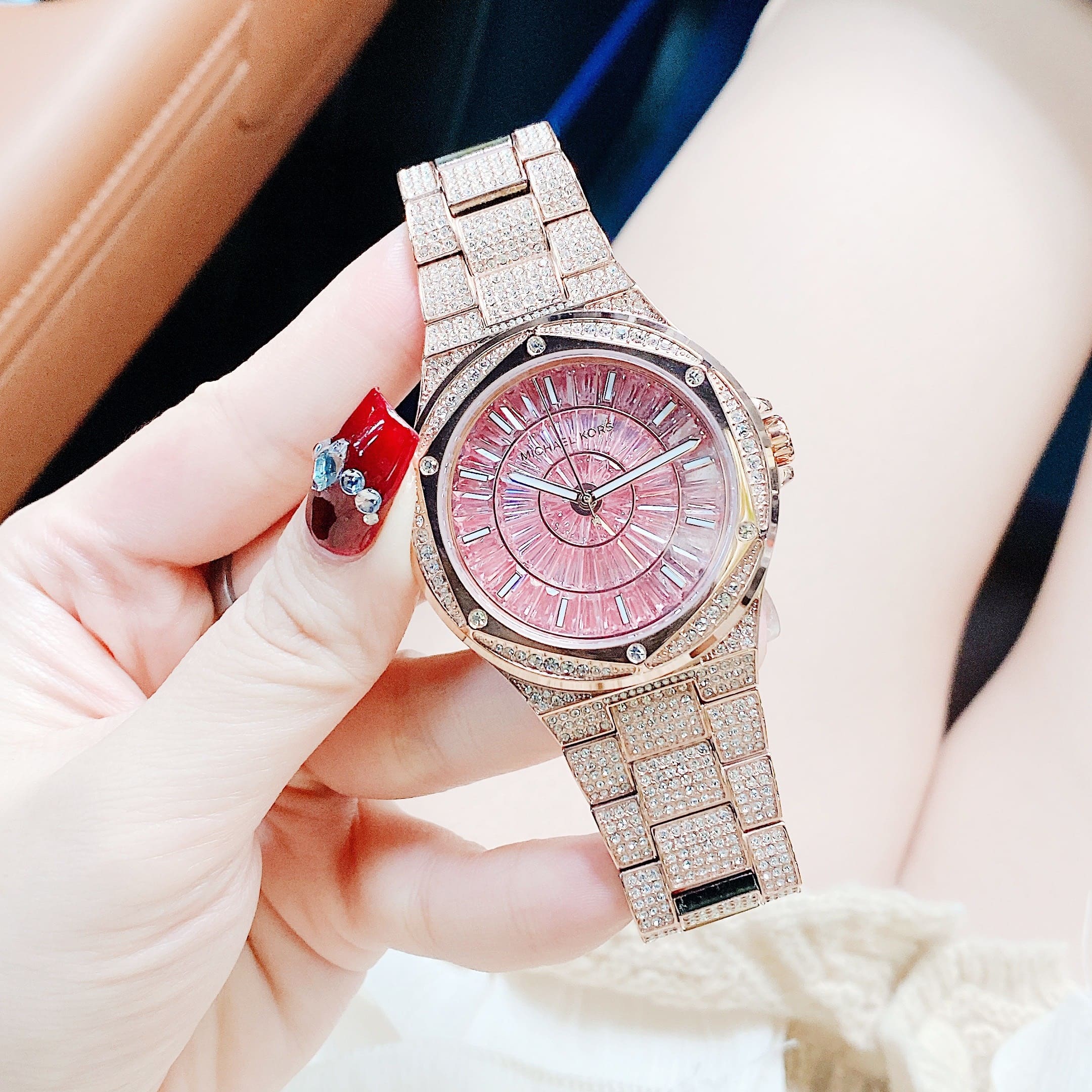 Đồng Hồ Michael Kors Oversided Lennox |Nữ Giới |Rose Gold |Dây Kim Loại |Máy Pin (Quartz) |Size 41mm |donghogiatot.vn