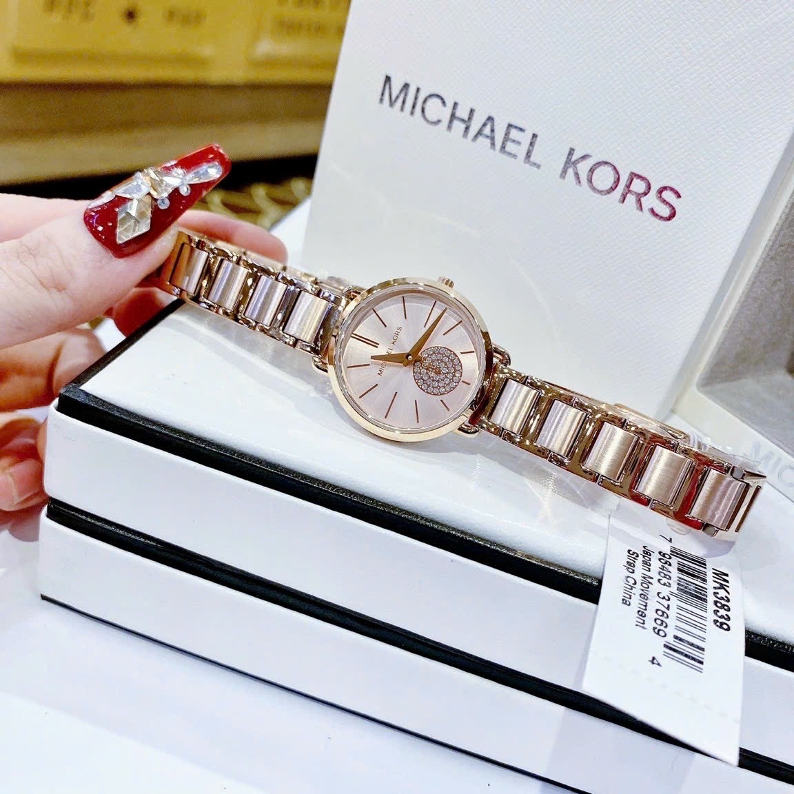 Đồng Hồ Michael Kors Portia |Nữ Giới |Mặt Đính Đá |Dây Kim Loại Rose Gold |Máy Pin (Quartz) |Size 28mm |donghogiatot.vn