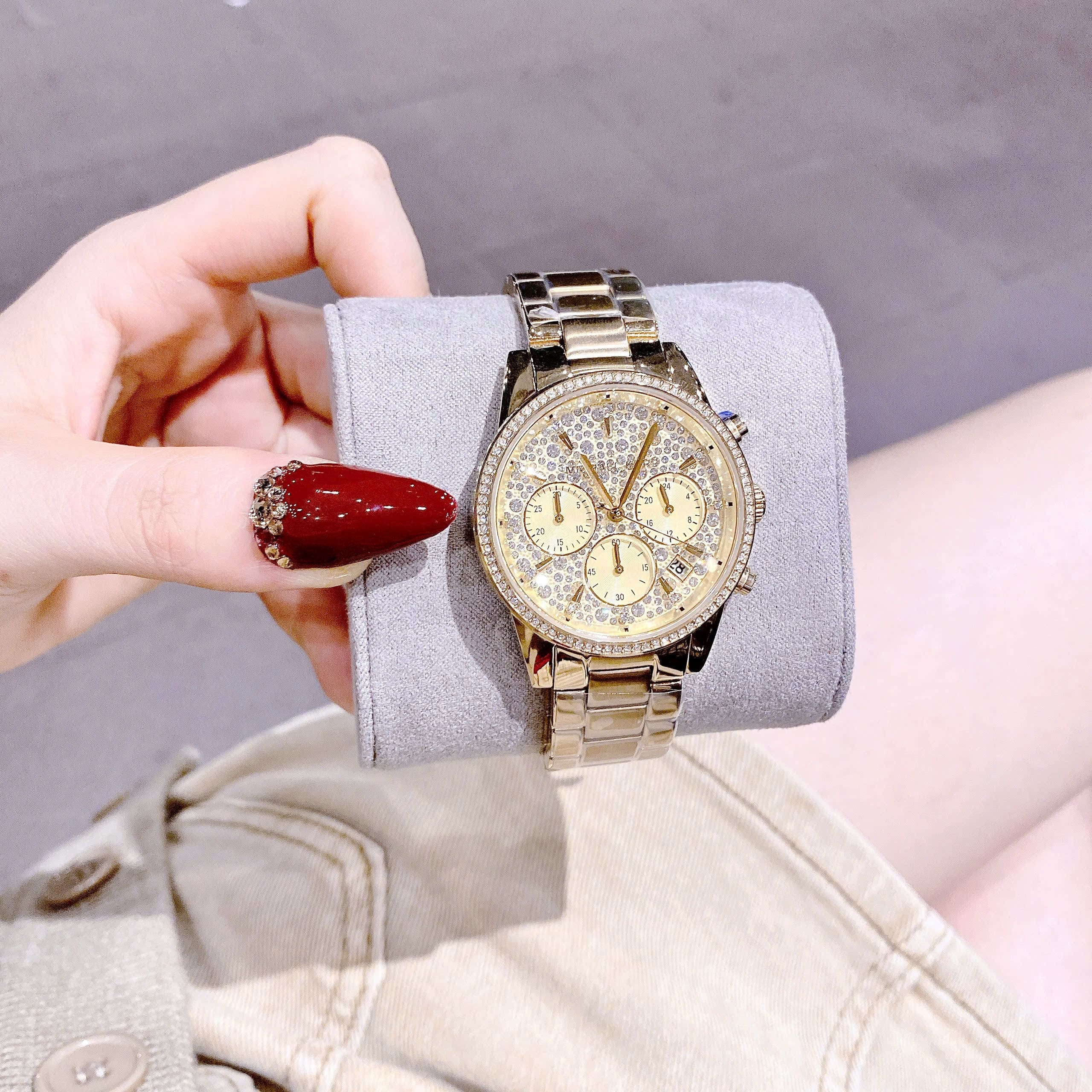 Đồng Hồ Michael Kors Ritz |Nữ Giới |6 Kim |Full Đá |Dây Kim Loại Vàng Gold |Máy Pin (Quartz) |Size 37mm |donghogiatot.vn