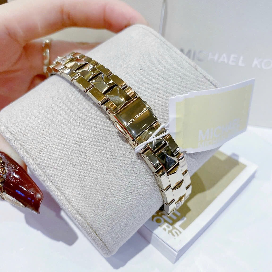 Đồng Hồ Michael Kors Runway Mercer |Nữ Giới |Mặt Nâu |Dây Kim Loại |Máy Pin (Quartz) |Size 28mm |donghogiatot.vn