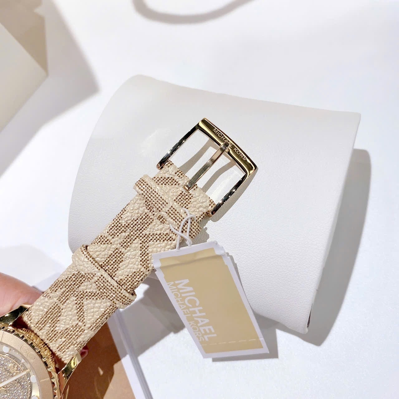 Đồng Hồ Michael Kors Runway |Nữ Giới |Vàng Gold |Dây Da Nâu |Máy Pin (Quartz) |Size 40mm |donghogiatot.vn