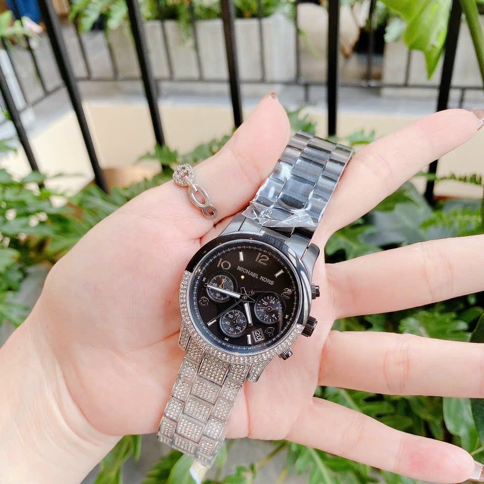 Đồng Hồ Michael Kors Runway Pave |Unisex |Đính Đá |Dây Kim Loại Đen |Máy Pin (Quartz) |Size 38mm |donghogiatot.vn