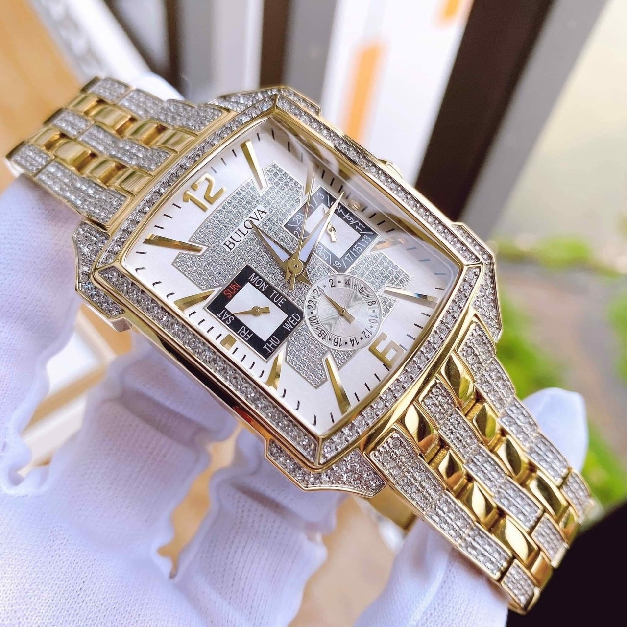 Đồng Hồ Bulova Octava |Nam Giới |Mặt Chữ Nhật |Demi Vàng Gold |Máy Pin (Máy Quartz) |Donghogiatot.vn