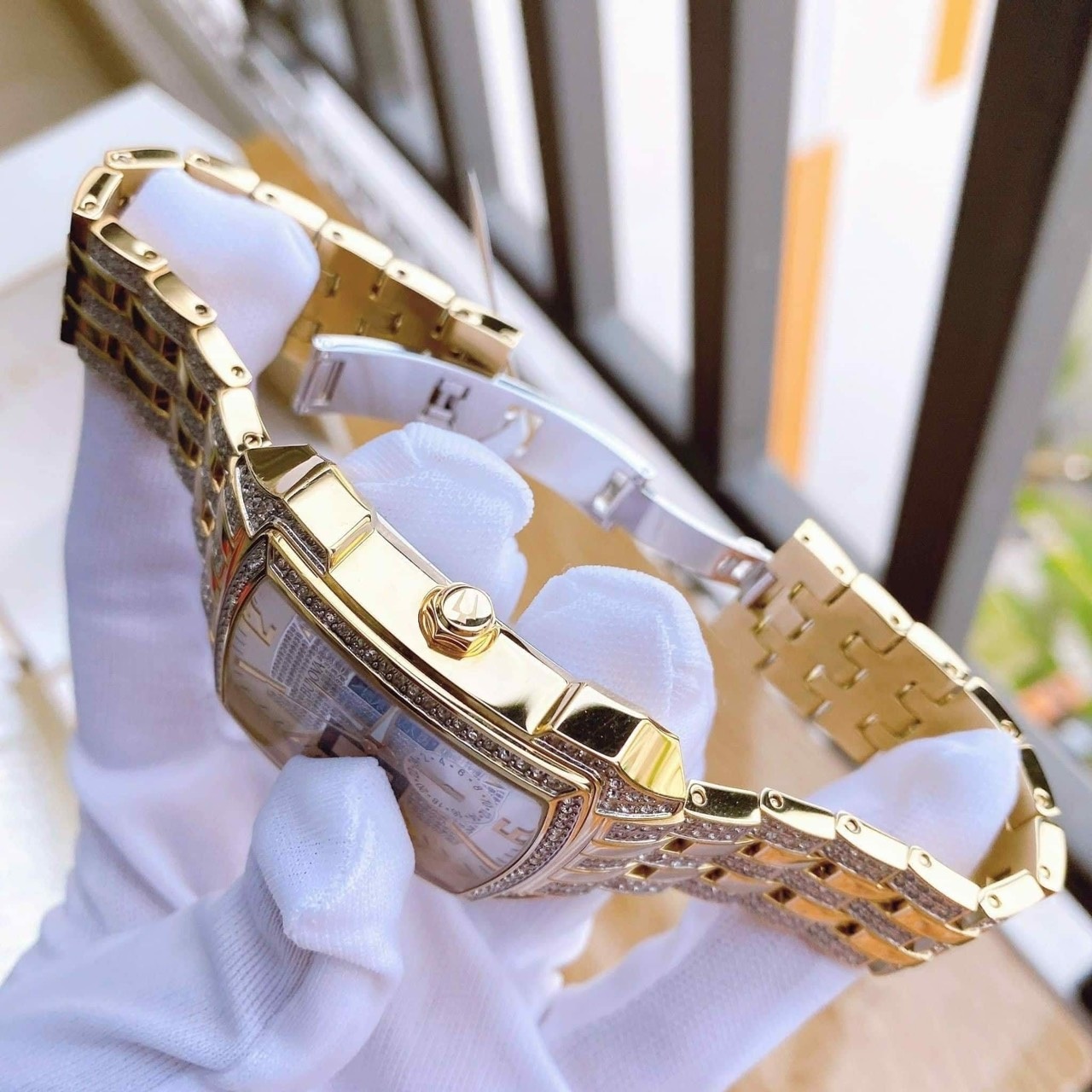 Đồng Hồ Bulova Octava |Nam Giới |Mặt Chữ Nhật |Demi Vàng Gold |Máy Pin (Máy Quartz) |Donghogiatot.vn