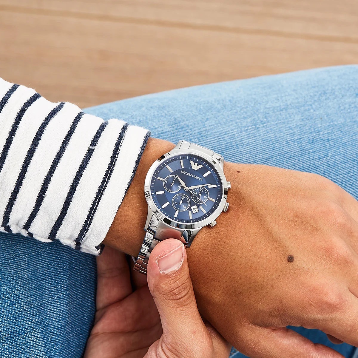 Đồng Hồ Emporio Armani Mặt Tròn Mặt Xanh |Nam Giới |Dây Kim Loại |Máy Pin (Quartz) |Size 42mm |Donghogiatot.vn