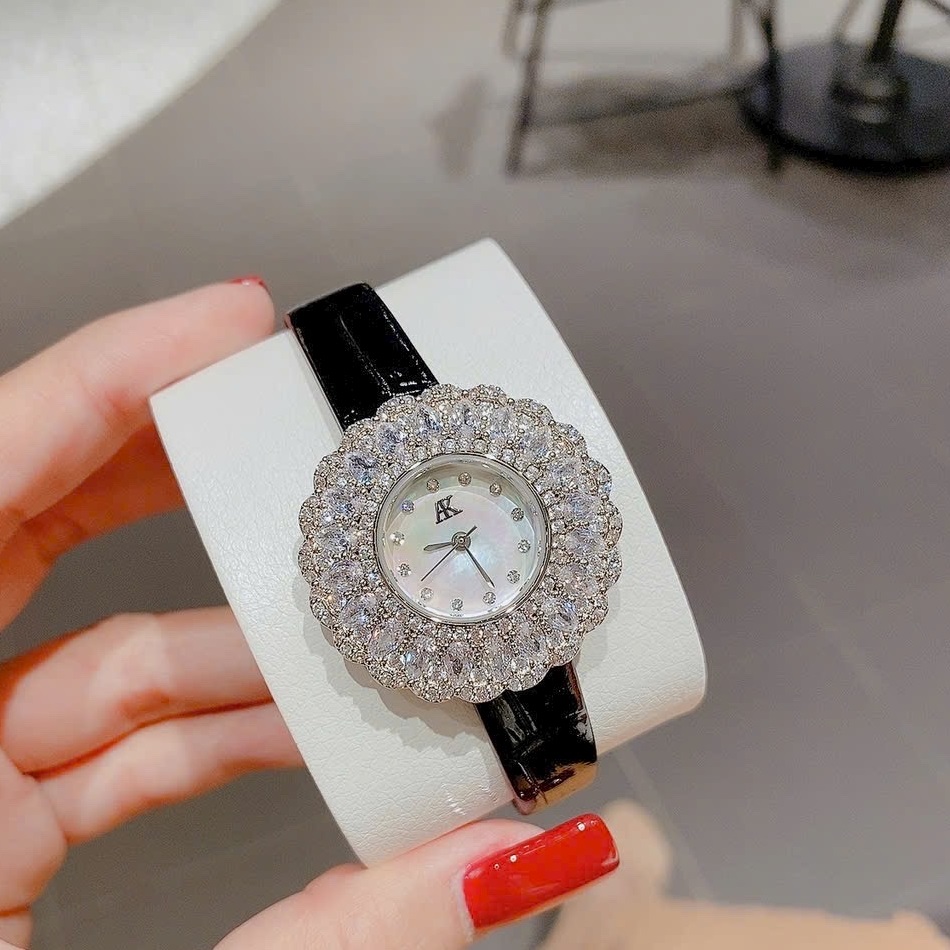 Đồng Hồ Allien Kevin Bông Hoa Pha Lê |Trắng Silver |Nữ Giới |Dây Da |Máy Pin (Quartz) |Donghogiatot.vn