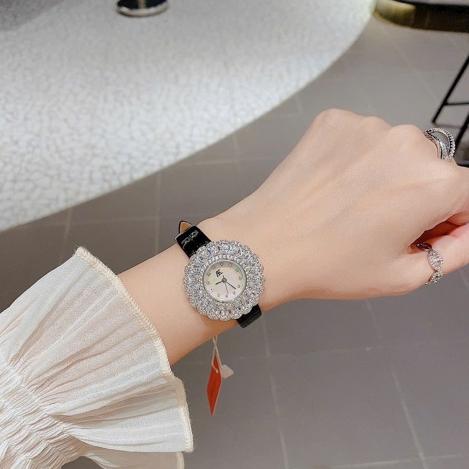 Đồng Hồ Allien Kevin Bông Hoa Pha Lê |Trắng Silver |Nữ Giới |Dây Da |Máy Pin (Quartz) |Donghogiatot.vn