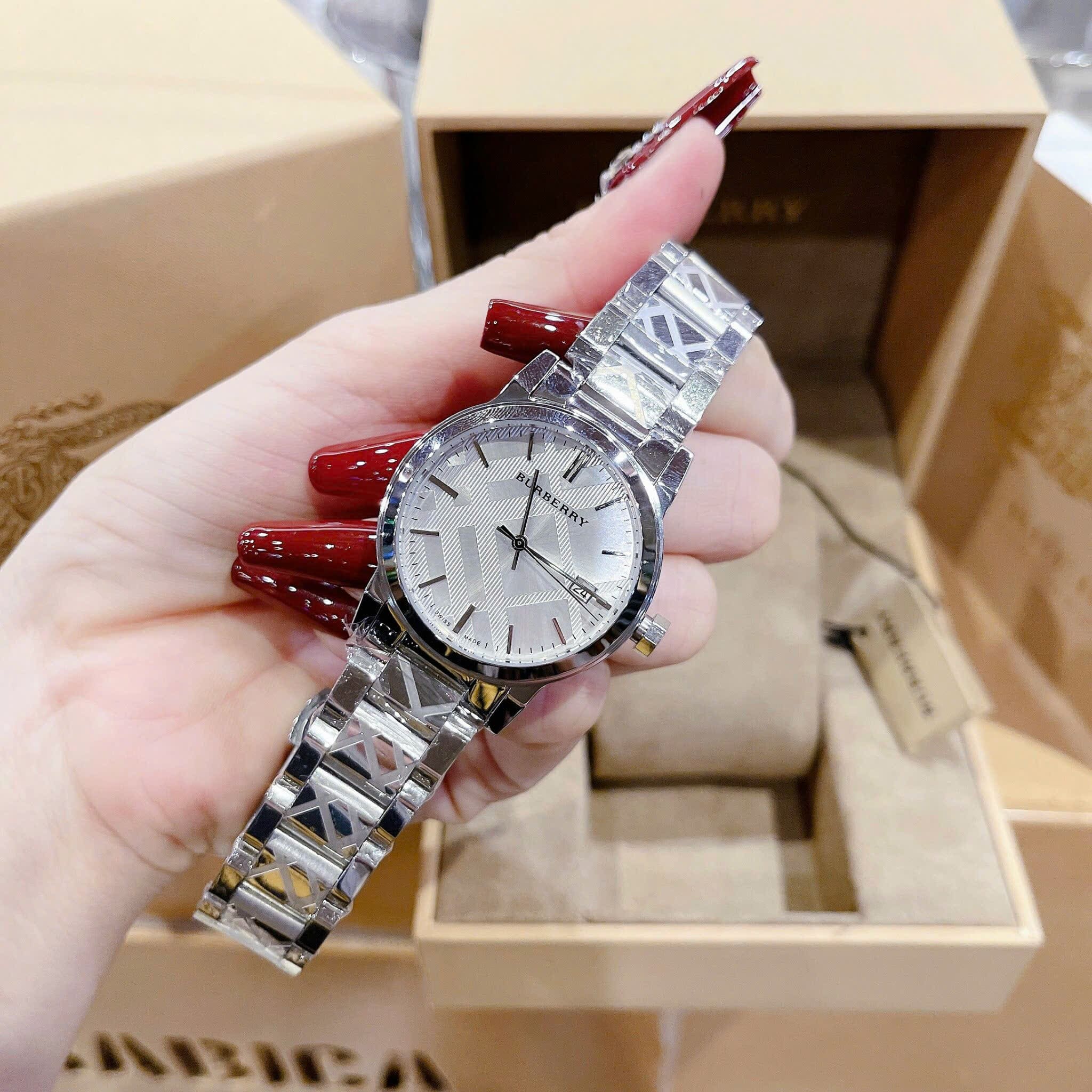 Đồng Hồ Burberry The City |Nữ Giới |Mặt Tròn |Dây Kim Loại Silver |Máy Pin (Quartz) |Size 34mm |donghogiatot.vn