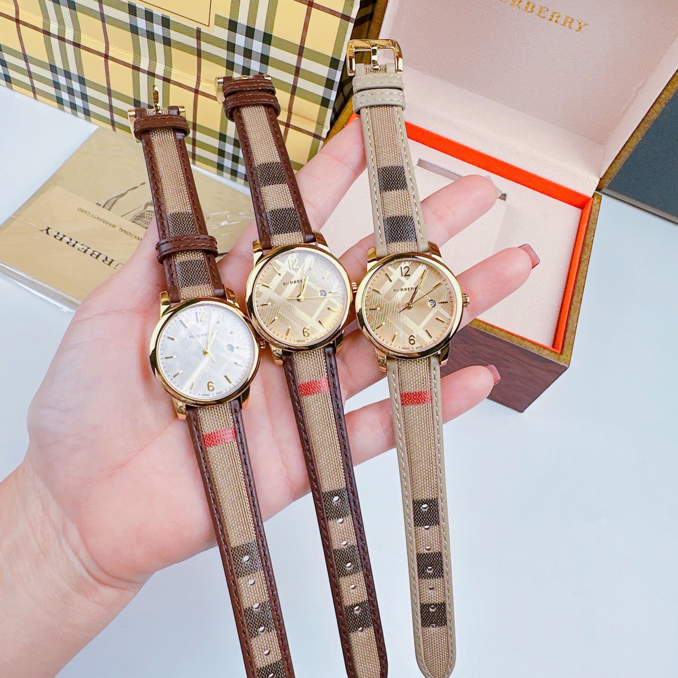 Đồng Hồ Burberry The Classic Round |Nữ Giới |Vàng Gold |Dây Vải Bọc Da Nude |Máy Pin (Quartz) |Size 32mm |donghogiatot.vn