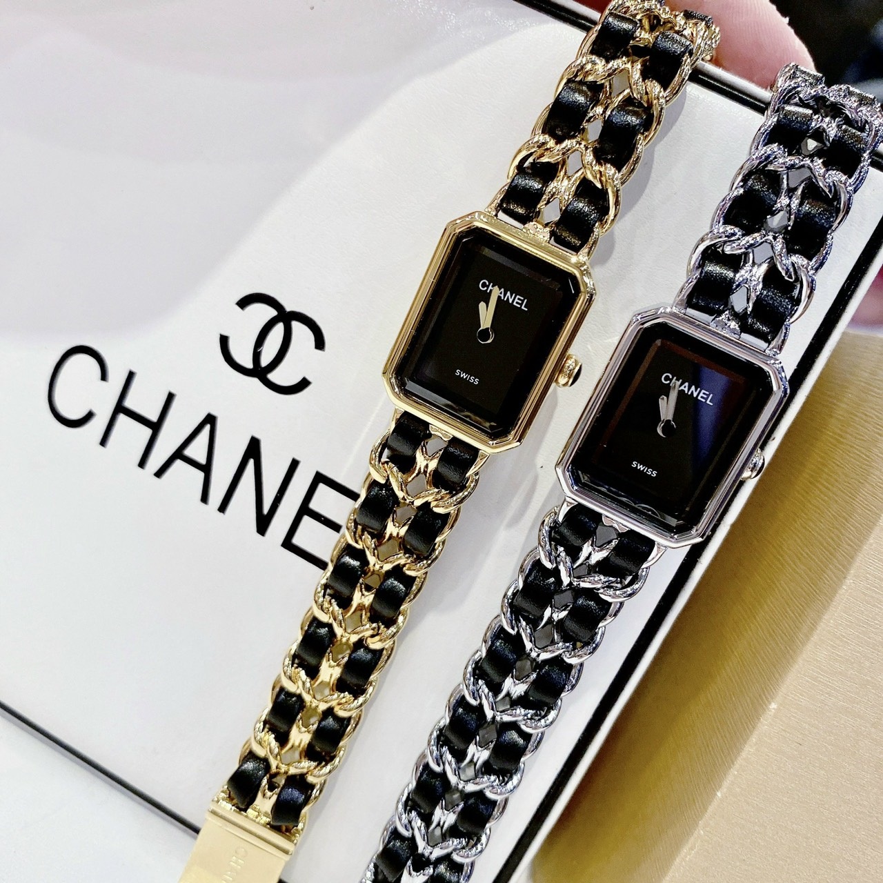 Đồng Hồ Chanel Premiere Chain |Nữ Giới |Dây Kim Loại |Mặt Chữ Nhật |Máy Pin (Quartz) |Donghogiatot.vn