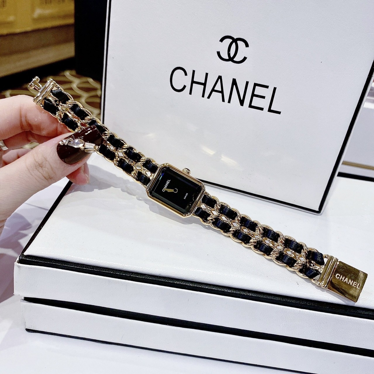 Đồng Hồ Chanel Premiere Chain |Nữ Giới |Demi Vàng Gold |Mặt Chữ Nhật |Máy Pin (Quartz) |Donghogiatpt.vn