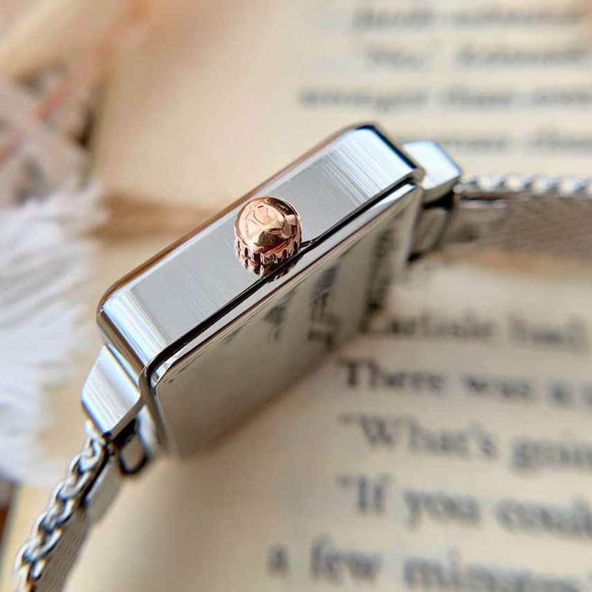 Đồng Hồ Coach Cass Hoa Trà |Nữ Giới |Mặt Vuông Trắng Silver |Máy Pin (Quartz) |Size Nhỏ |Donghogiatot.vn