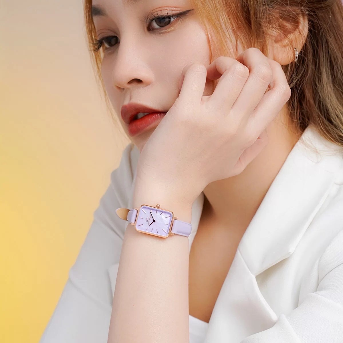 Đồng Hồ DW MOP Lavender Màu Tím |Nữ Giới |Dây Da |Mặt Chữ Nhật |Máy Pin (Quartz) |Size Nhỏ |Donghogiatot.vn