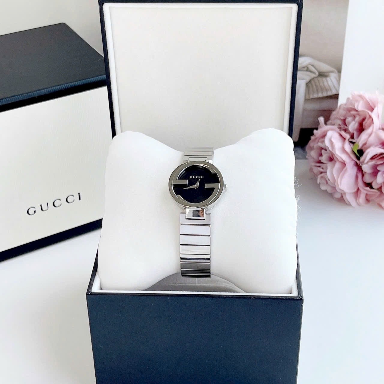 Đồng Hồ Gucci Interlocking |Nữ Giới |Mặt Đen |Dây Kim Loại Silver |Máy Pin (Quartz) |Size 29mm |donghogiatot.vn