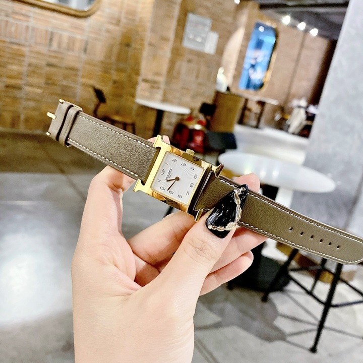 Đồng Hồ Hermes Heure H Vàng Gold |Nữ Giới |Mặt Vuông |Dây Da |Máy Pin (Quartz) |Donghogiatot.vn